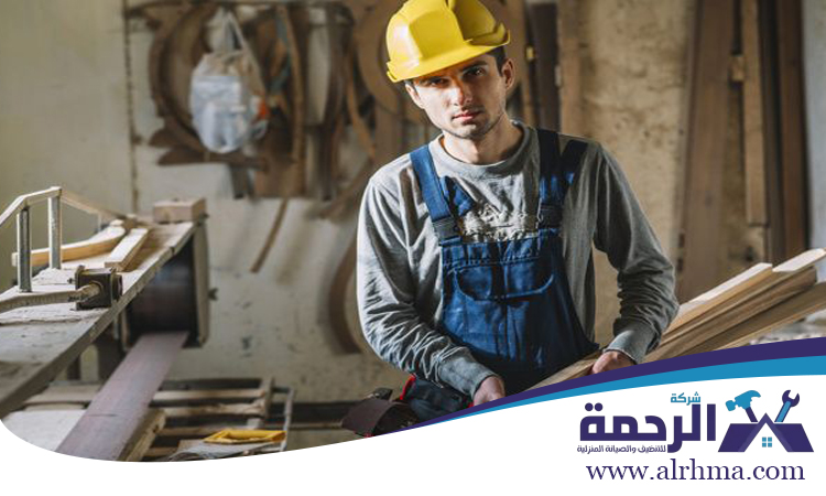 نجار في عجمان